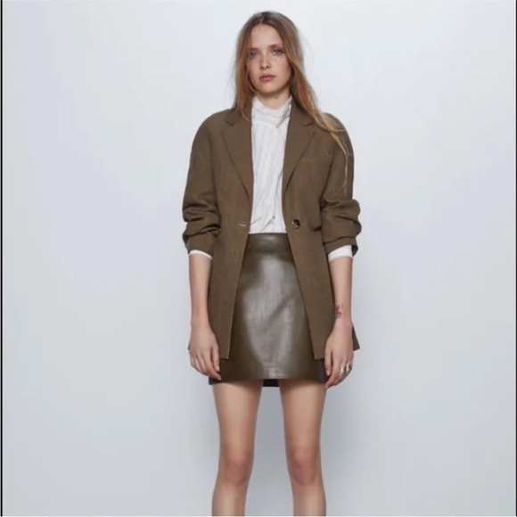 Zara | Genuine Leather Green Skirt - Picture 5 of 10
